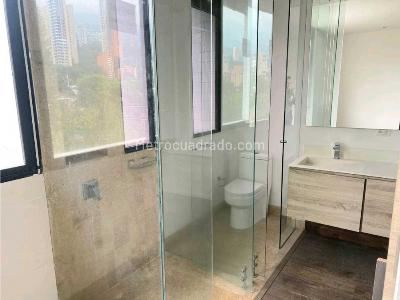 Apartaestudio en arriendo en San Lucas, Medellín, 74 m² · foto 12 de 16