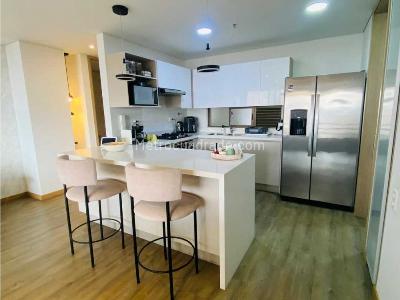 Apartamento de 3 alcobas en venta en El Tesoro, Medellín, 123 m² · foto 3 de 20