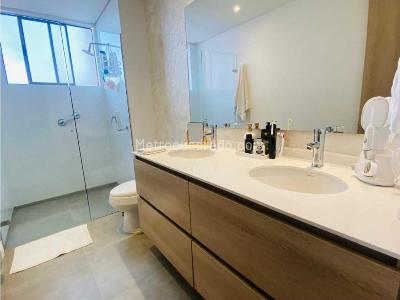 Apartamento de 3 alcobas en venta en El Tesoro, Medellín, 123 m² · foto 15 de 20