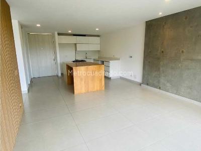 Apartamento de 2 alcobas en arriendo en Cumbres, Envigado, 82 m² · foto 4 de 16
