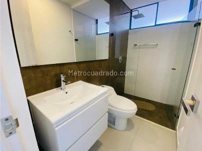 Apartamento de 2 alcobas en arriendo en Cumbres, Envigado, 82 m² · foto 7 de 16