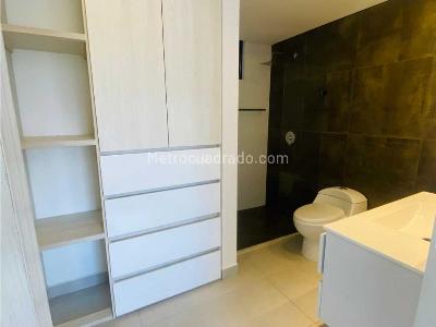 Apartamento de 2 alcobas en arriendo en Cumbres, Envigado, 82 m² · foto 10 de 16