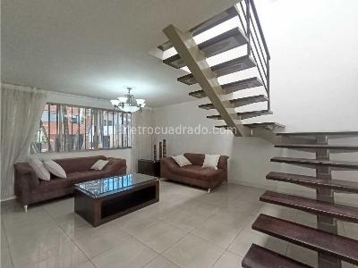 Casa en Arriendo, Los Colores, Medellín