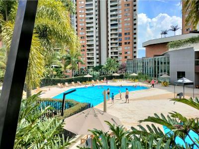 Apartamento de 2 alcobas en venta en Loma De Los Bernal, Medellín, 65 m² · foto 17 de 19