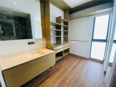 Apartaestudio en venta en San Lucas, Medellín, 83 m² · foto 9 de 18