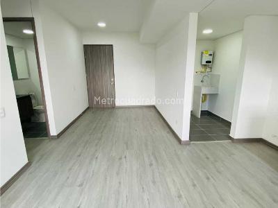 Apartamento de 3 alcobas en venta en Las Palmas, Medellín, 70 m² · foto 4 de 20