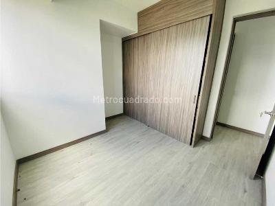 Apartamento de 3 alcobas en venta en Las Palmas, Medellín, 70 m² · foto 6 de 20