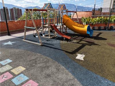 Apartamento de 3 alcobas en arriendo en Las Palmas, Medellín, 66 m² · foto 2 de 20
