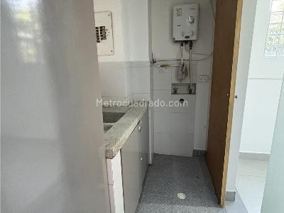 Apartamento de 3 alcobas en venta en El Poblado, Medellín, 130 m² · foto 11 de 14