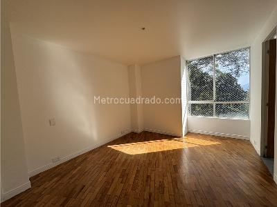 Apartamento de 3 alcobas en venta en El Poblado, Medellín, 130 m² · foto 4 de 14