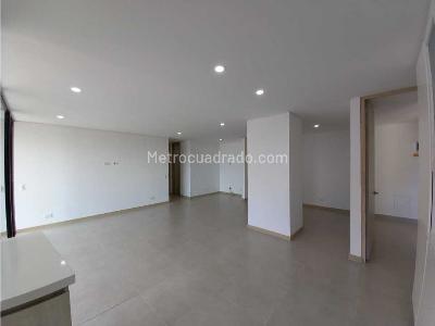 Apartamento de 3 alcobas en venta en Loma De Las Brujas, Envigado, 147 m² · foto 4 de 20