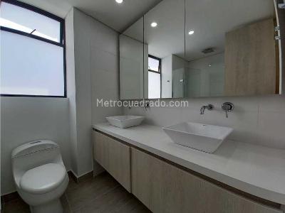 Apartamento de 3 alcobas en venta en Loma De Las Brujas, Envigado, 147 m² · foto 6 de 20