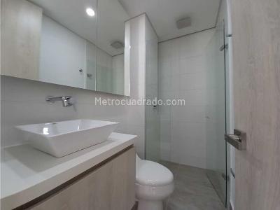 Apartamento de 3 alcobas en venta en Loma De Las Brujas, Envigado, 147 m² · foto 12 de 20