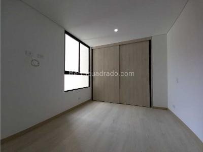 Apartamento de 3 alcobas en venta en Loma De Las Brujas, Envigado, 147 m² · foto 15 de 20