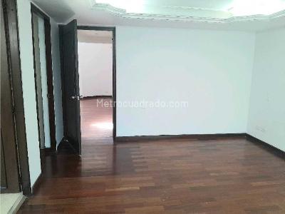 Casa de 4 alcobas en venta en Altos Del Poblado, Medellín, 332 m² · foto 14 de 20