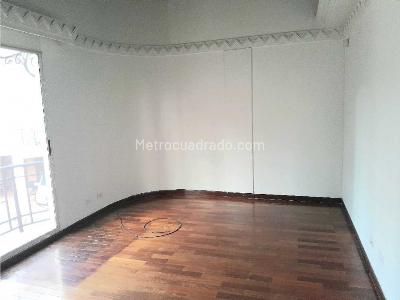 Casa de 4 alcobas en venta en Altos Del Poblado, Medellín, 332 m² · foto 18 de 20