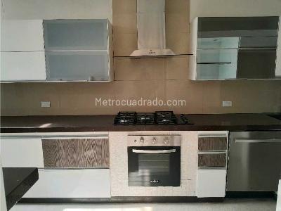 Casa de 4 alcobas en venta en Altos Del Poblado, Medellín, 332 m² · foto 5 de 20