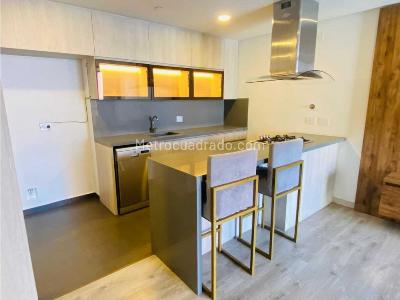 Apartamento en Arriendo, Altos Del Poblado, Medellín