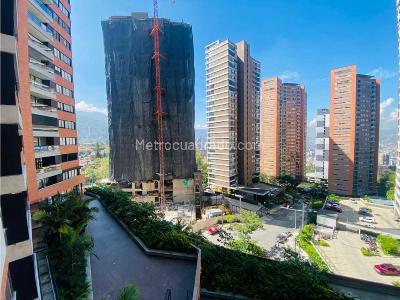 Apartamento de 2 alcobas en arriendo en Altos Del Poblado, Medellín, 81 m² · foto 15 de 20