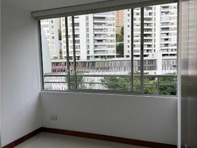 Apartamento de 2 alcobas en arriendo en Loma Del Indio, Medellín, 76 m² · foto 6 de 12