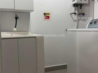 Apartamento de 2 alcobas en arriendo en Loma Del Indio, Medellín, 76 m² · foto 7 de 12