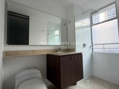 Apartamento de 2 alcobas en arriendo en Loma Del Indio, Medellín, 76 m² · foto 12 de 12
