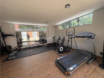 Apartamento de 2 alcobas en arriendo en El Poblado, Medellín, 84 m² · foto 13 de 16