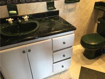 Casa de 5 alcobas en venta en Normandia Primer Sector, Bogotá, 400 m² · foto 13 de 16
