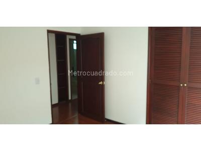 Apartamento en venta en La Carolina, Bogotá · foto 6 de 20