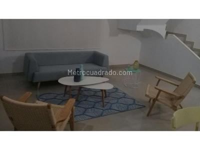 Casa de 3 alcobas en venta en Barzalosa, Girardot, 182 m² · foto 9 de 10