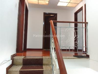Casa en venta en Los Alcazares, Bogotá · foto 9 de 20