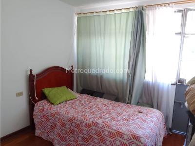 Casa en venta en Los Alcazares, Bogotá · foto 12 de 20