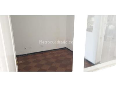 Casa de 5 alcobas en venta en El Tejar, Bogotá, 350 m² · foto 4 de 20