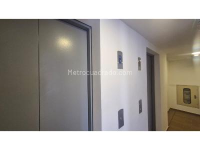 Apartamento de 1 alcoba en venta en Salazar Gomez, Bogotá, 33 m² · foto 12 de 19