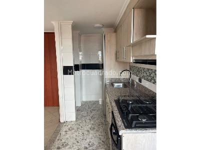 Apartamento de 3 alcobas en venta en Plaza De Las Americas, Bogotá, 84 m² · foto 2 de 18