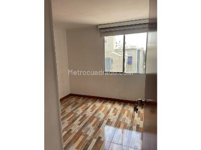 Apartamento de 3 alcobas en venta en Plaza De Las Americas, Bogotá, 84 m² · foto 6 de 18