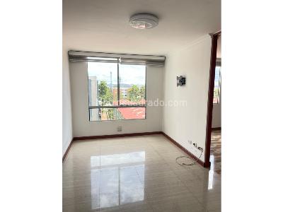 Apartamento de 3 alcobas en venta en Plaza De Las Americas, Bogotá, 84 m² · foto 9 de 18