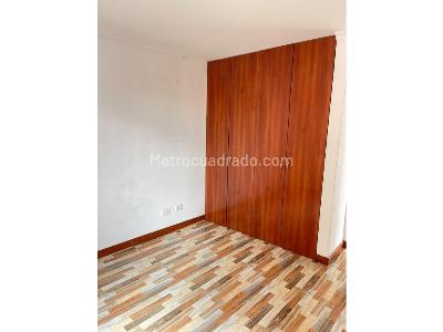Apartamento de 3 alcobas en venta en Plaza De Las Americas, Bogotá, 84 m² · foto 13 de 18
