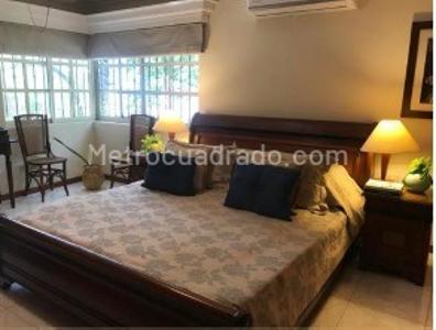 Apartamento de 3 alcobas en venta en Bocagrande, Cartagena, 190 m² · foto 3 de 20