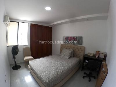 Apartamento de 3 alcobas en venta en Manga, Cartagena, 111 m² · foto 9 de 15