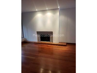 Apartamento de 3 alcobas en venta en Sierras Del Moral, Bogotá, 191 m² · foto 2 de 10