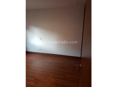 Apartamento de 3 alcobas en venta en Sierras Del Moral, Bogotá, 191 m² · foto 9 de 10
