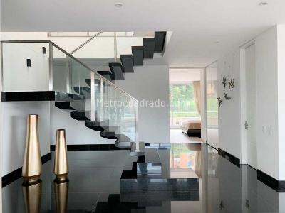 Apartamento de 4 alcobas en venta en Cedritos, Bogotá, 438 m² · foto 3 de 12