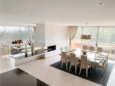 Apartamento de 4 alcobas en venta en Cedritos, Bogotá, 438 m² · foto 10 de 12