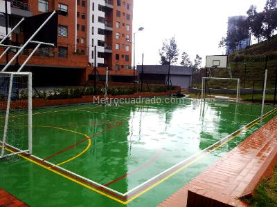 Apartamento de 3 alcobas en venta en Bosque De Pinos Usaquen, Bogotá, 163 m² · foto 9 de 10