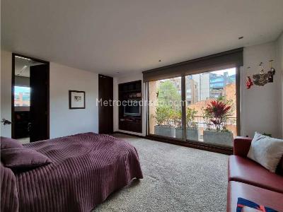 Apartamento de 3 alcobas en venta en Chico, Bogotá, 304 m² · foto 6 de 11