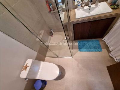 Apartamento de 3 alcobas en venta en Chico, Bogotá, 304 m² · foto 11 de 11