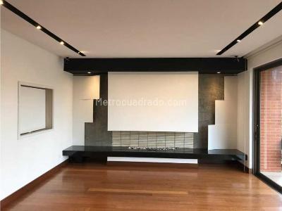 Apartamento en venta en Santa Barbara Alta, Bogotá · foto 4 de 4