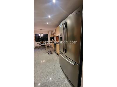 Apartamento de 3 alcobas en venta en Sierras Del Moral, Bogotá, 191 m² · foto 5 de 7