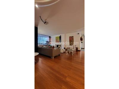Apartamento de 3 alcobas en venta en Sierras Del Moral, Bogotá, 191 m² · foto 3 de 15